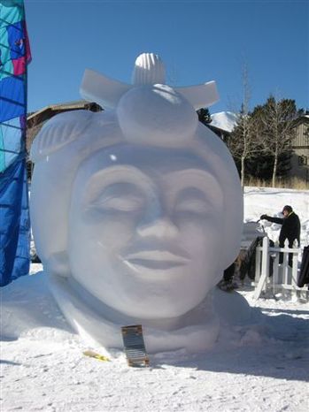 snow_sculpture_sculpture.JPG